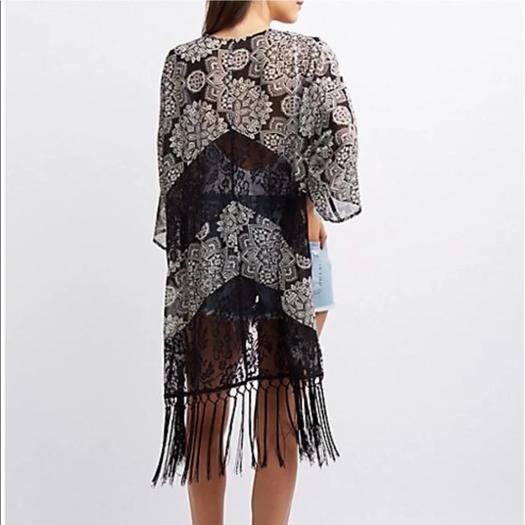 * ISO XS Charlotte Russe Kimono Fringe/Lace - Picture 1 of 4